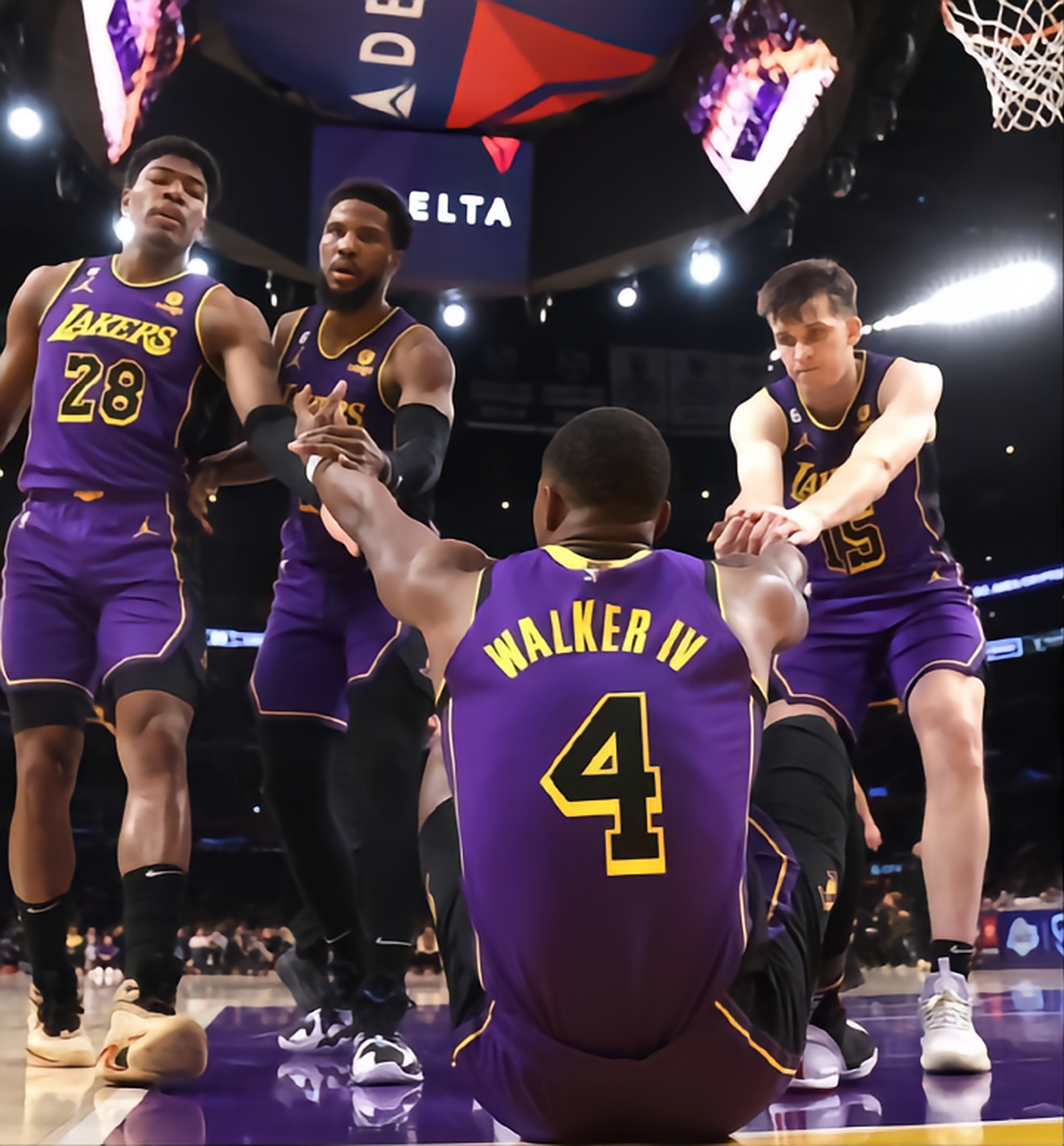 关于冲刺阶段体能课后；俄克拉荷马雷霆回应争议备战CBA常规赛；质疑声仍在；赛季目标并未改变的信息